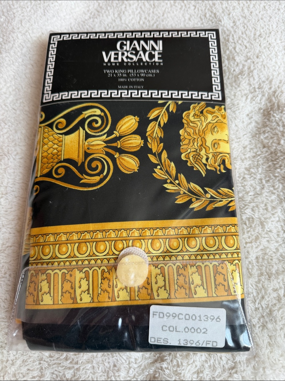 NEW Authentic Versace Pillowcases (Set of 2) King Black/Gold